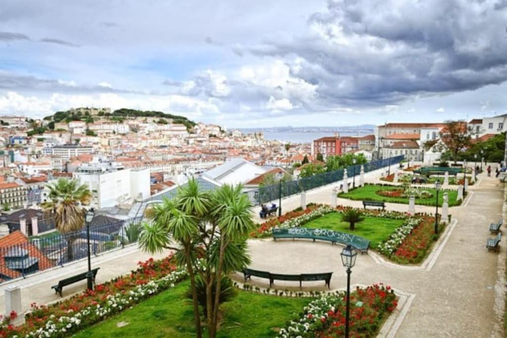 Charming Terrace Flat Center And Trendy Location Daire Lisboa Dış mekan fotoğraf